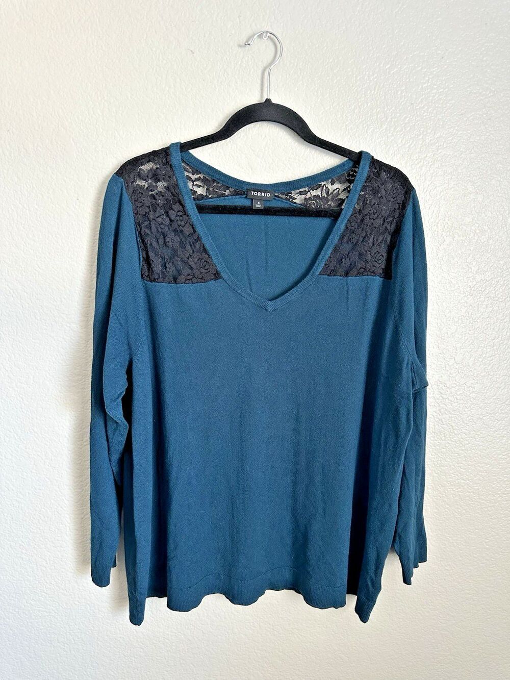 Torrid Sweater Women's Size 4 US 26 Teal Lace Pullover Long Sleeve Black Lace